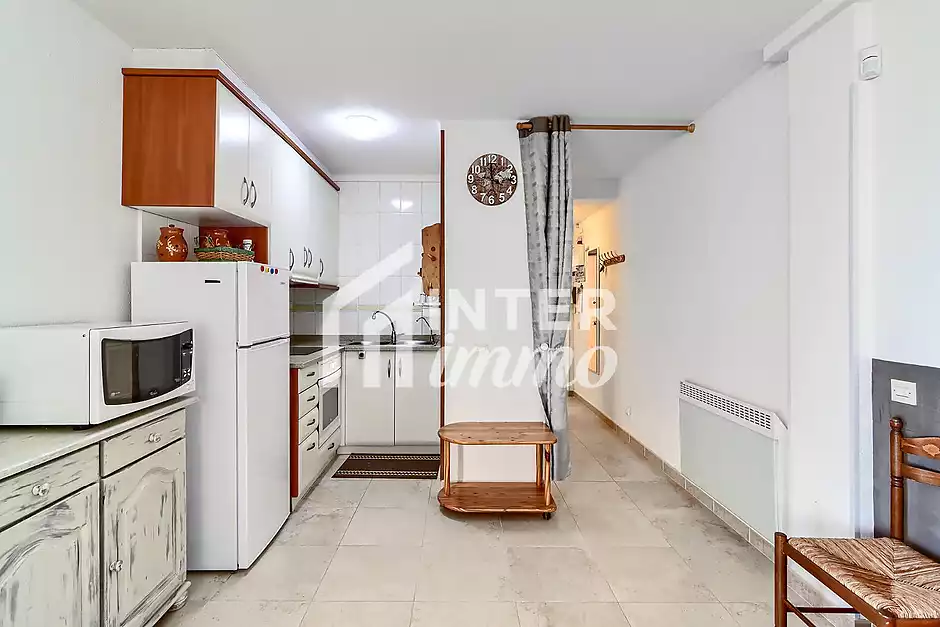 Seafront apartment with sea views in Salatar, Roses - photo 9 of 20