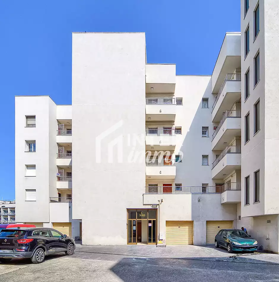 Seafront apartment with sea views in Salatar, Roses - photo 19 of 20
