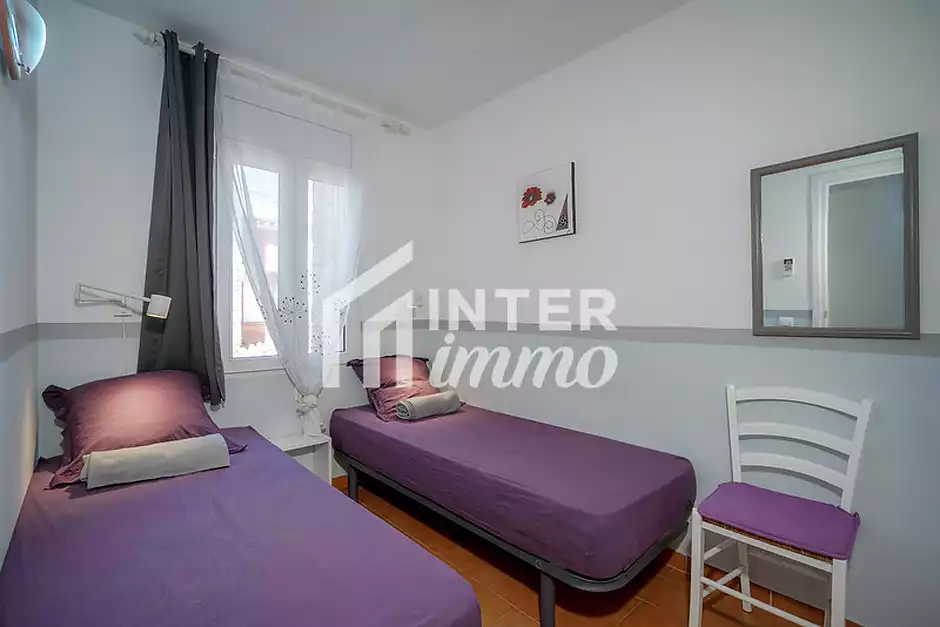 Central penthouse with private solarium and sea views in Empuriabrava - photo 13 of 19