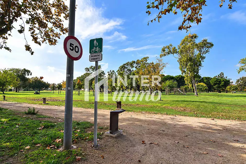 Apartamento reformado con terraza y aire acondicionado - foto 17 de 17