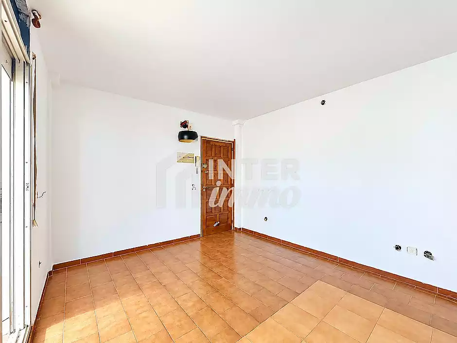 En venta - Estudio en el corazón de Empuriabrava - foto 3 de 28