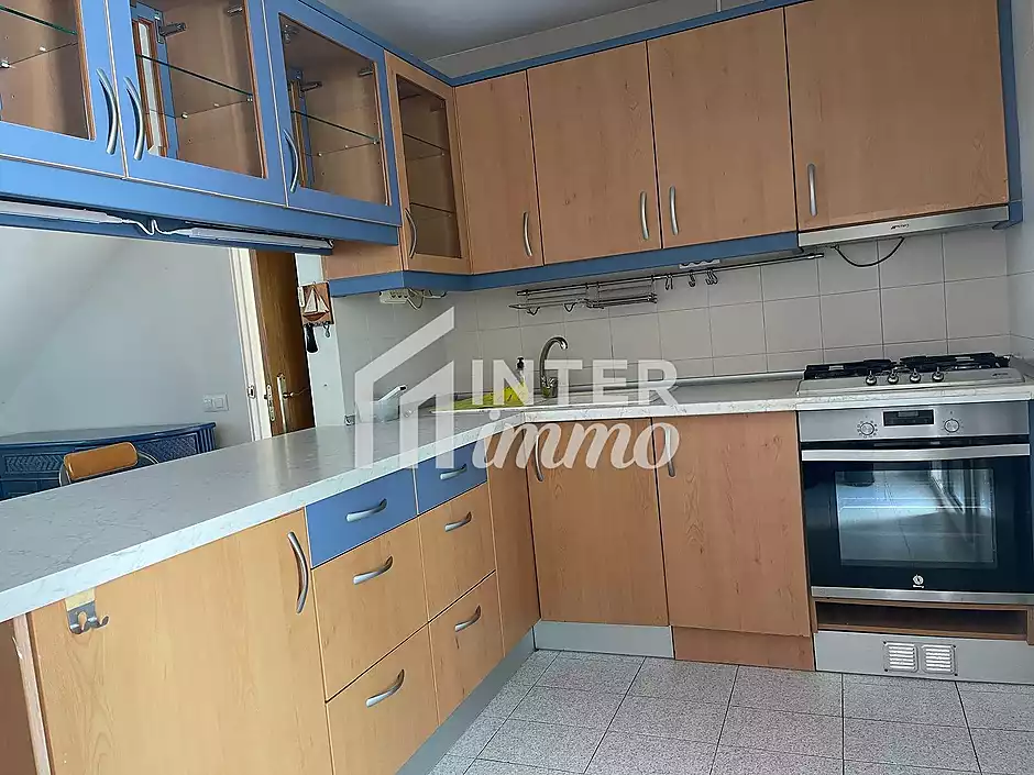 Encantadora casa amb jardí i aparcament privat - foto 6 de 26