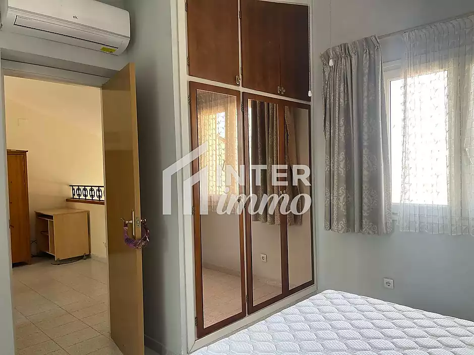 Encantadora casa amb jardí i aparcament privat - foto 14 de 26