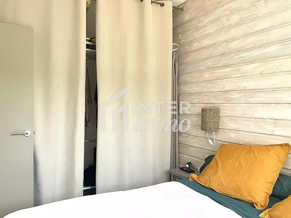 Apartament en petita comunitat amb 2 habitacions, p&agrave;rquing. - foto 4 de 23