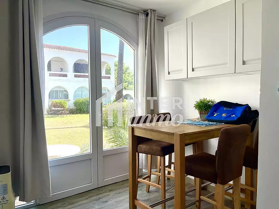 Apartament en petita comunitat amb 2 habitacions, p&agrave;rquing. - foto 5 de 23