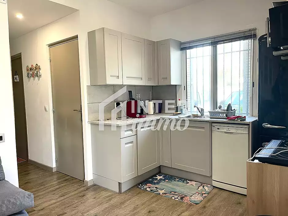 Apartament en petita comunitat amb 2 habitacions, p&agrave;rquing. - foto 7 de 23