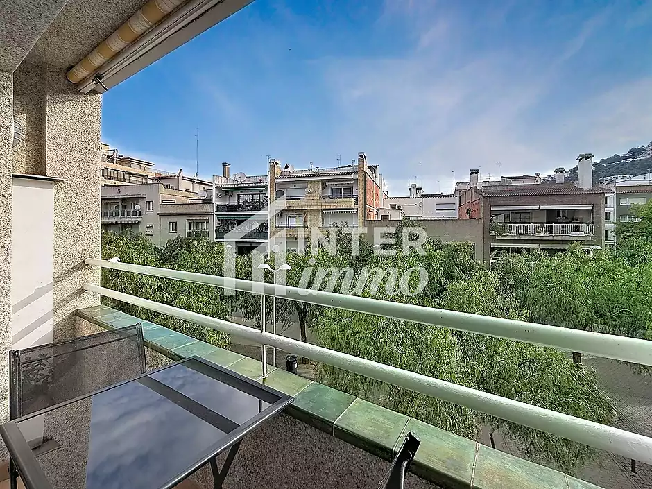 À vendre appartement 1 chambre à Roses, licence touristique - photo 1 sur 12