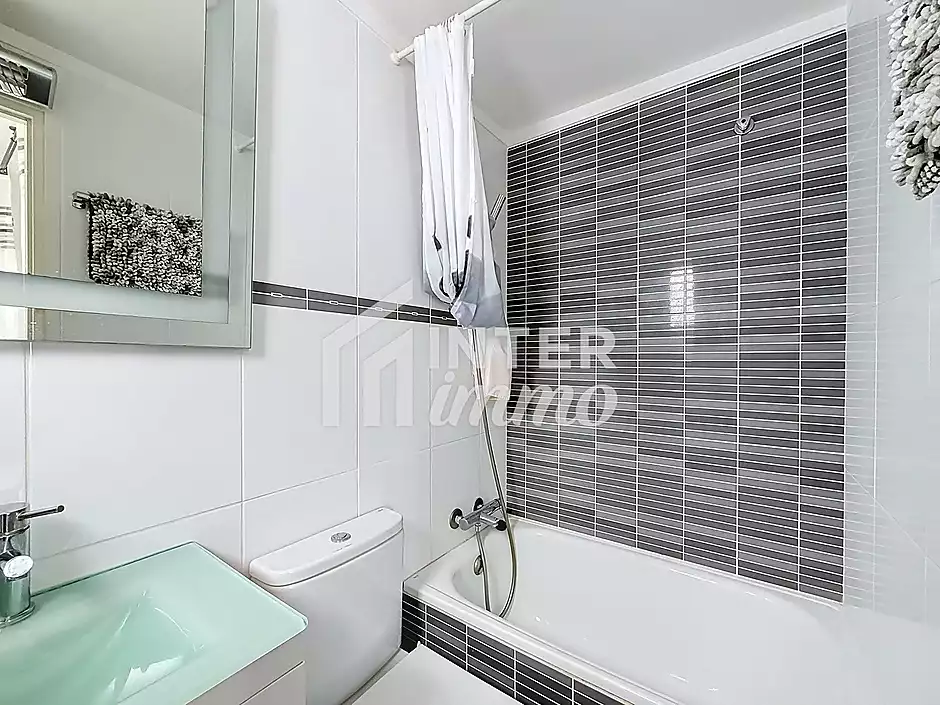 A vendre T2 parfait état - photo 3 sur 24